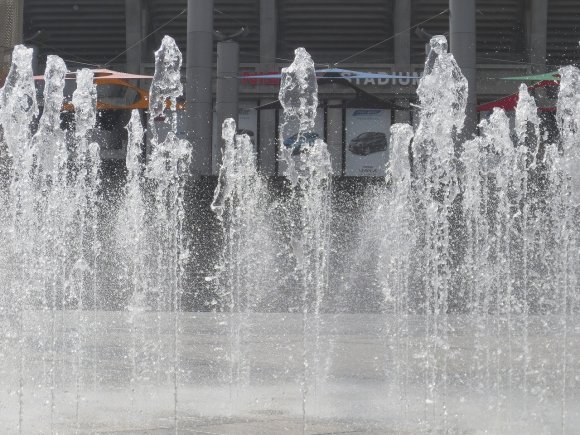 水飛沫　噴水