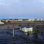 水没した新横浜公園に虹